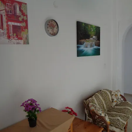 Apartament Chris & Irene Studio